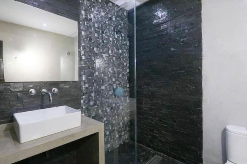 Moderne Appartement T3 A Gueliz マラケシュ エクステリア 写真