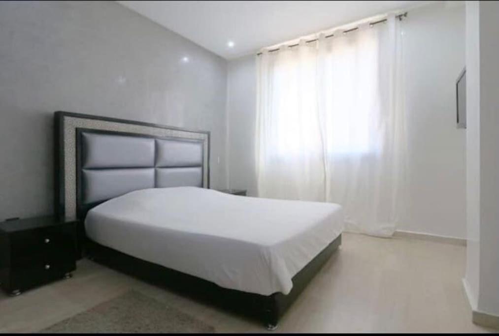 Moderne Appartement T3 A Gueliz マラケシュ エクステリア 写真