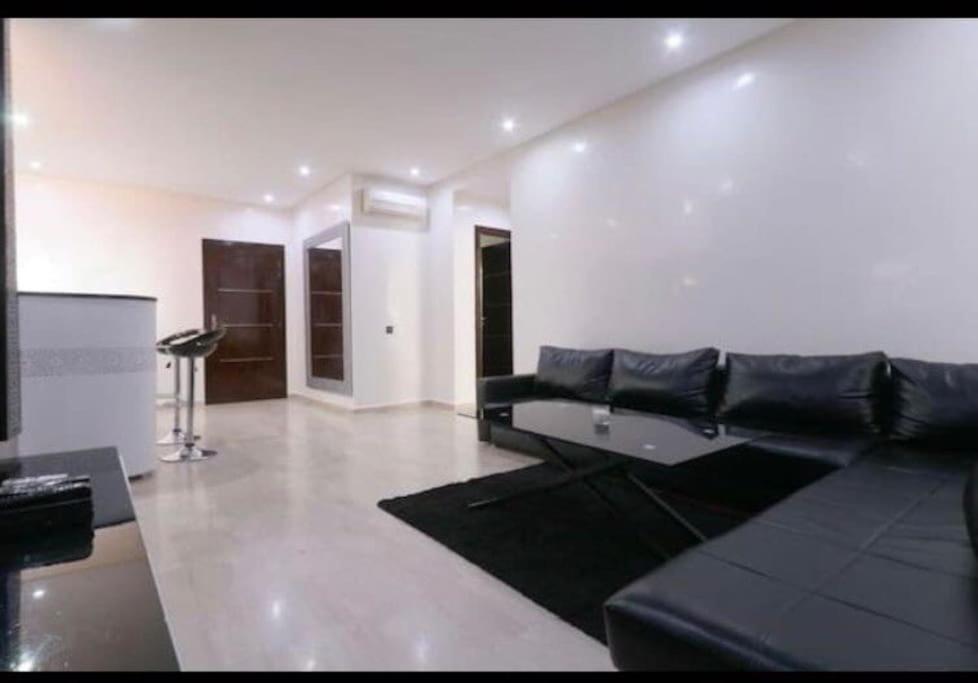 Moderne Appartement T3 A Gueliz マラケシュ エクステリア 写真